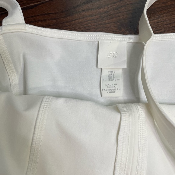 Girl's Large H&M White Strappy Bodysuit with Golden Buckle Details 🤍✨ - Picture 7 of 8